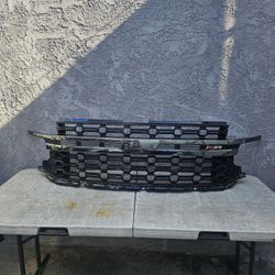 Tahoe Grille Suburban  2021 2022 2023 2024 Z71