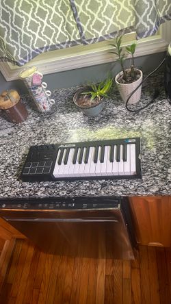 For Sale: Alesis V25 MIDI Controller – Used – Includes All Wires • Reliable and compact 25-key MIDI controller • Comes with original USB cable and a