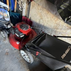 TROY BUILT TB 100 Lawnmower ( NOT RUNNING)