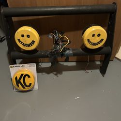 Brush Guard With KC Highlights Fits 90 -93 Explorer 