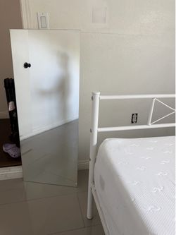 MIRROR abt 4ft