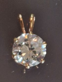 Vintage CZ Yellow Gold Pendant
