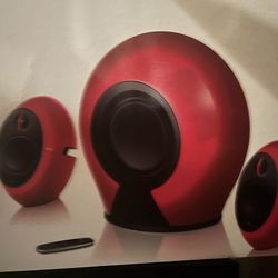 Edifer Luna e235 Red Bluetooth Speakers