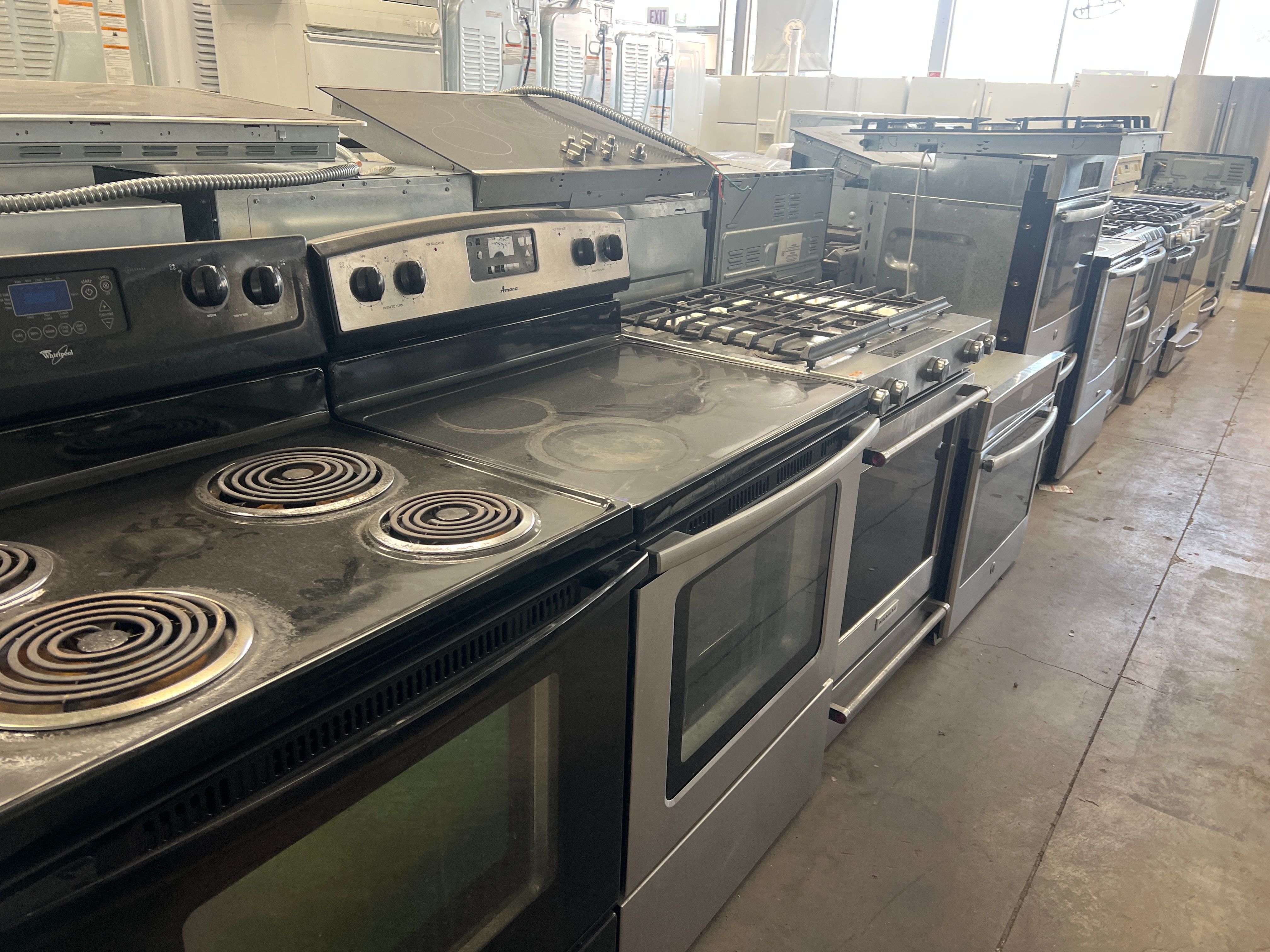 2 LOCATIONS -USED STOVES /WALL OVENS/ FREE DELIVERY /120 DAY WARRANTY
