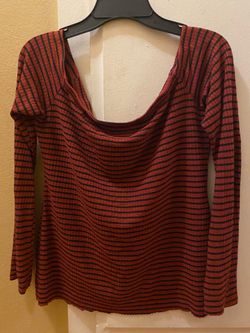 Red stripped Junior’s top