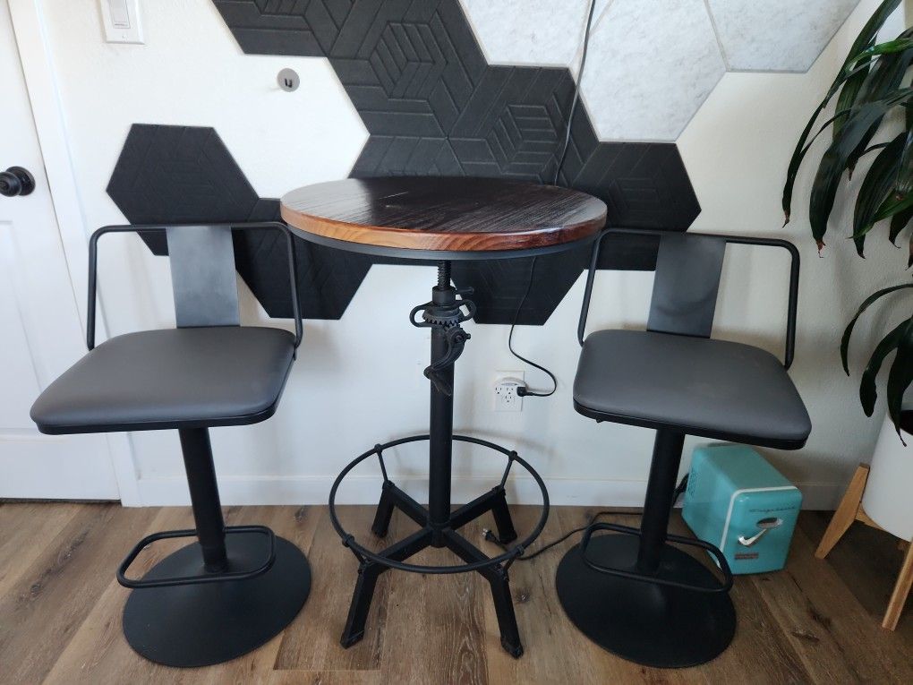 Bar Table And Bar Stools