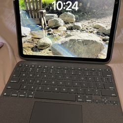 iPad 10th Gen 64gig WiFi Model 