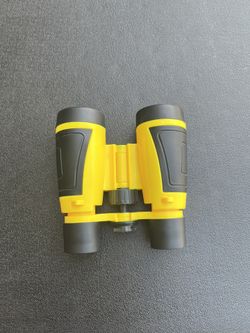  Binoculars 