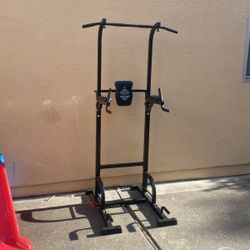 Pull Up And Exercise Equipment 