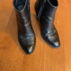 Black Ankle Boots, 5 1/2