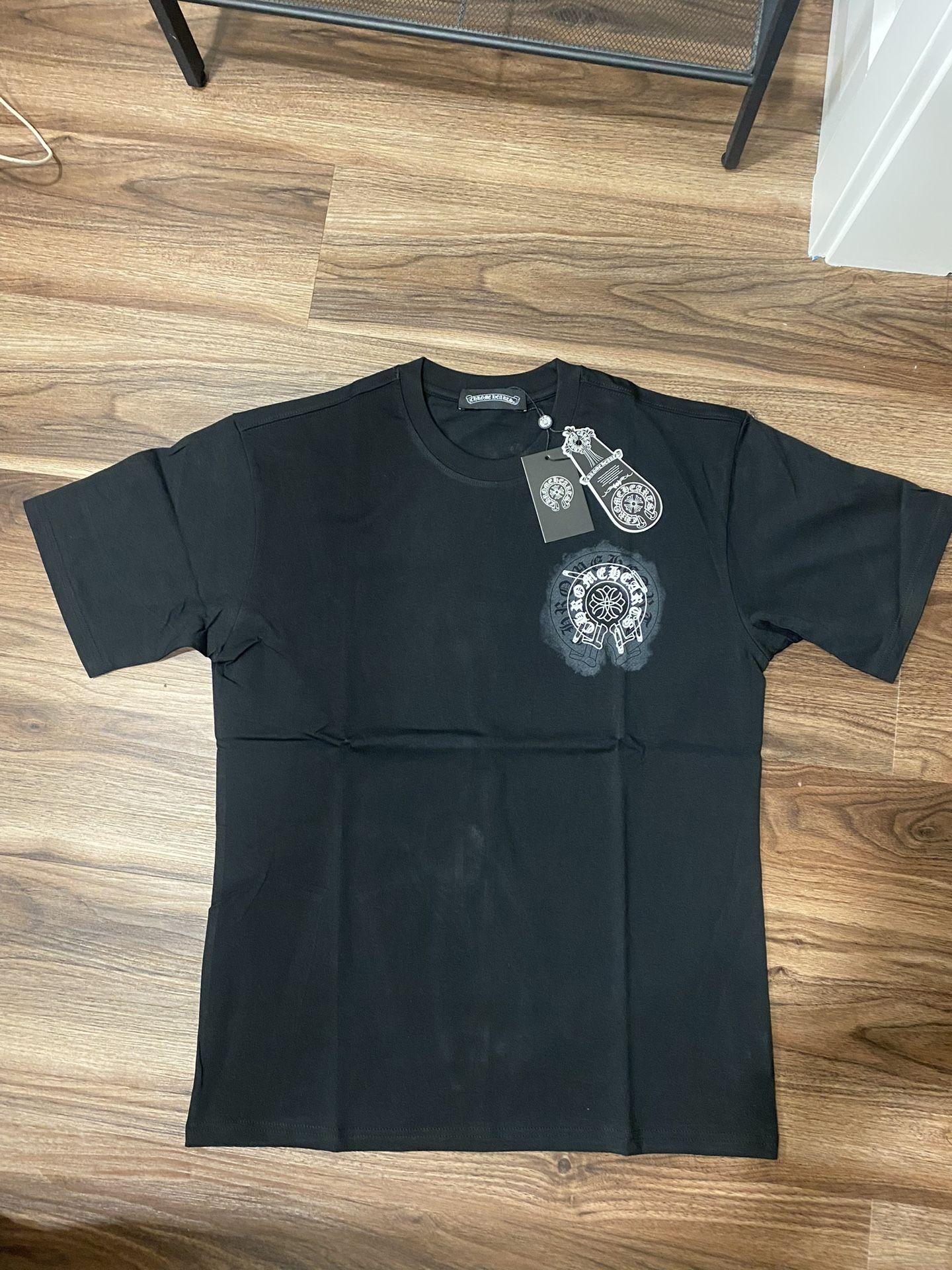 chrome hearts black and white sizes M,L,XL