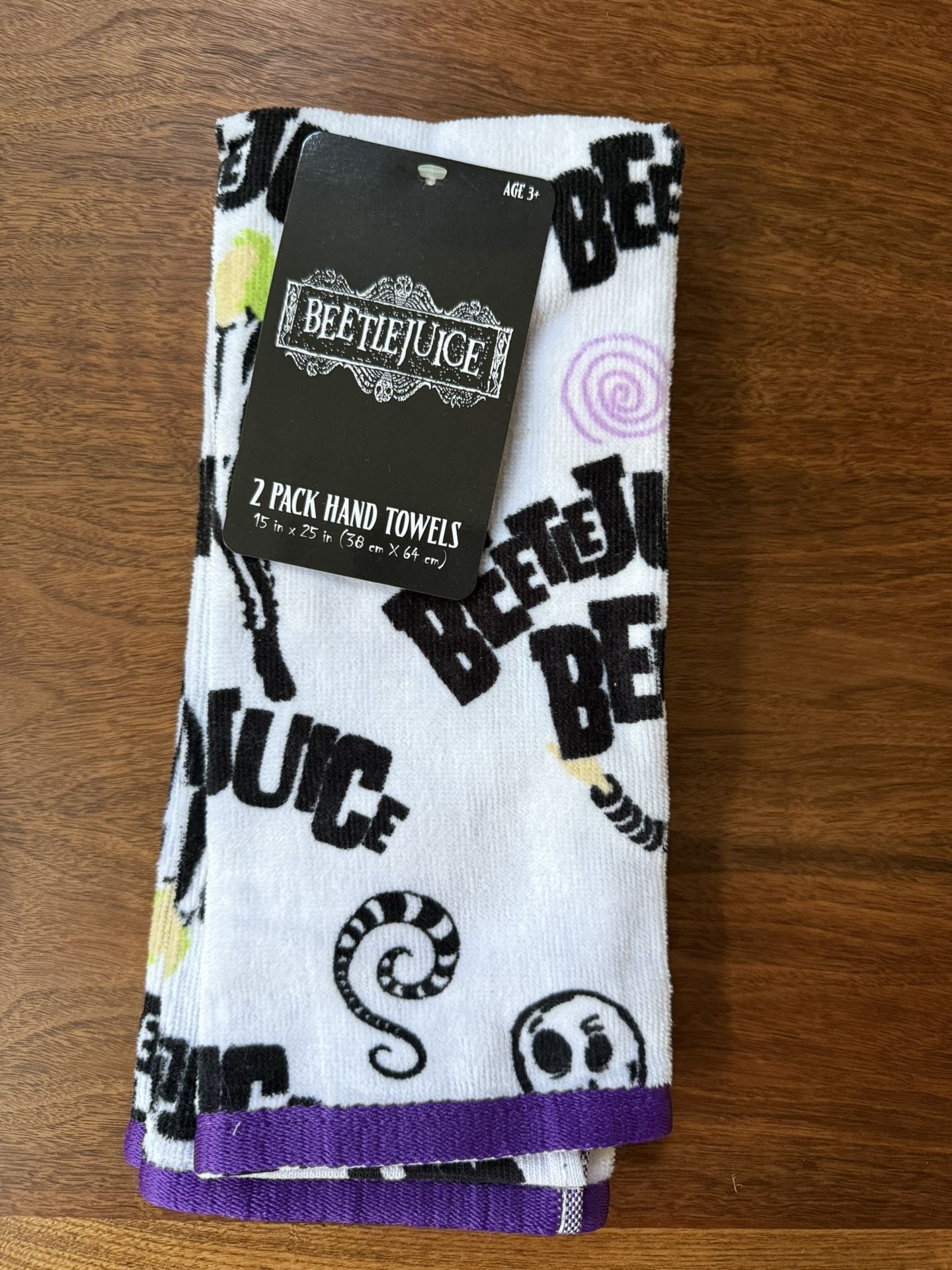 Beetlejuice 2 Pack Hand Towels