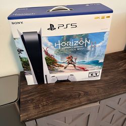Brand New Sealed PS5 Horizon Forbidden West Bundle (Disc