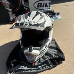 Off-Road Helmet Sedici