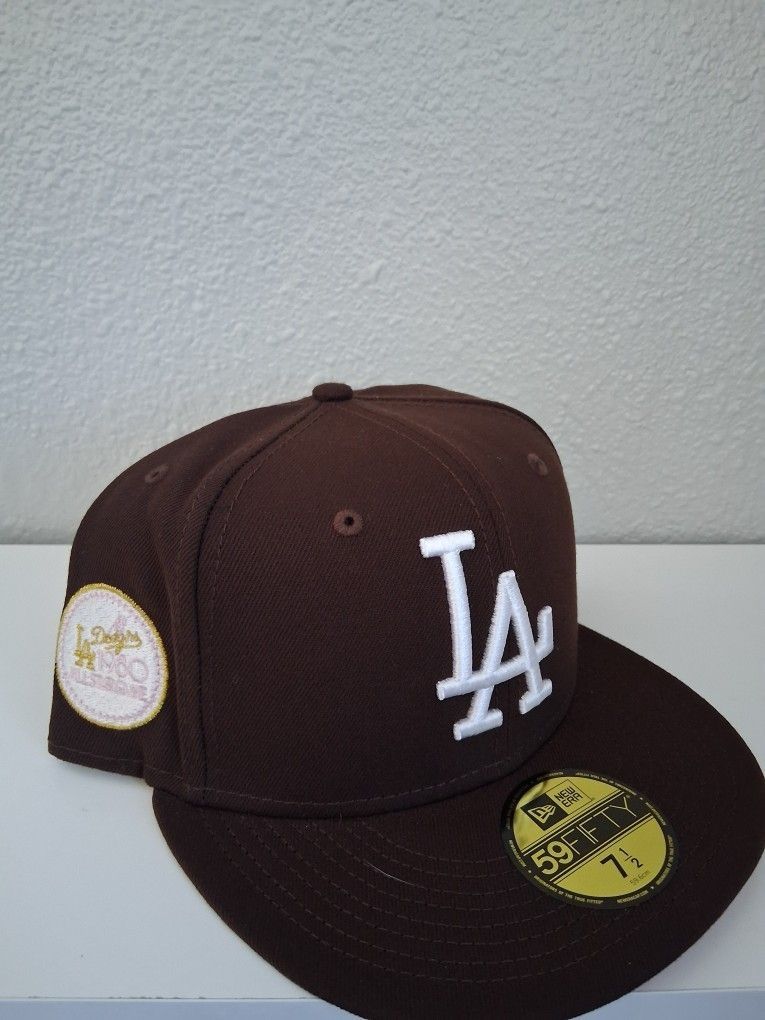 New Era La Dodgers Drk Brown/wht Logo Pink Under Bill 59fifty Fitted Hat Size 7 1/2