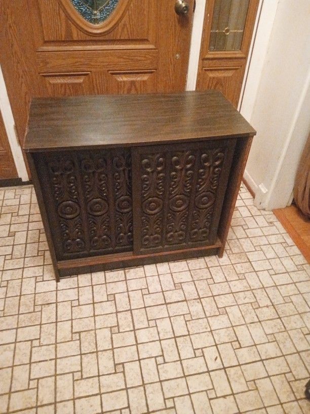 TV Stand/ Storage Cabinet 