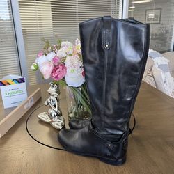 Tory Burch Boots Size 9w