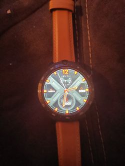 4G 3G RAM 32G rom smart watch It works as a standalone phone.