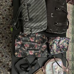 PURSES and HANDBAGS (READ FULL DESCRIPTION BELOW👇)