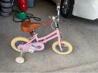 Pink beach cruiser girls bike 12”