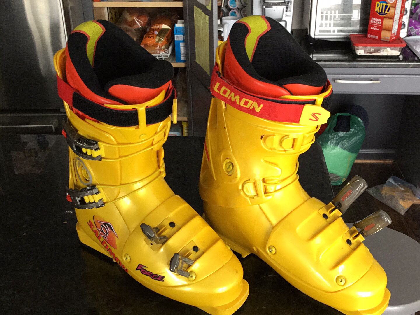 Salomon Ski Boots 350 / 28.0 Mondo