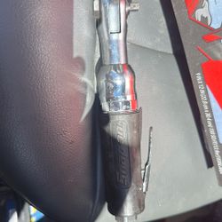 1/4 Snap On Air Ratchet 