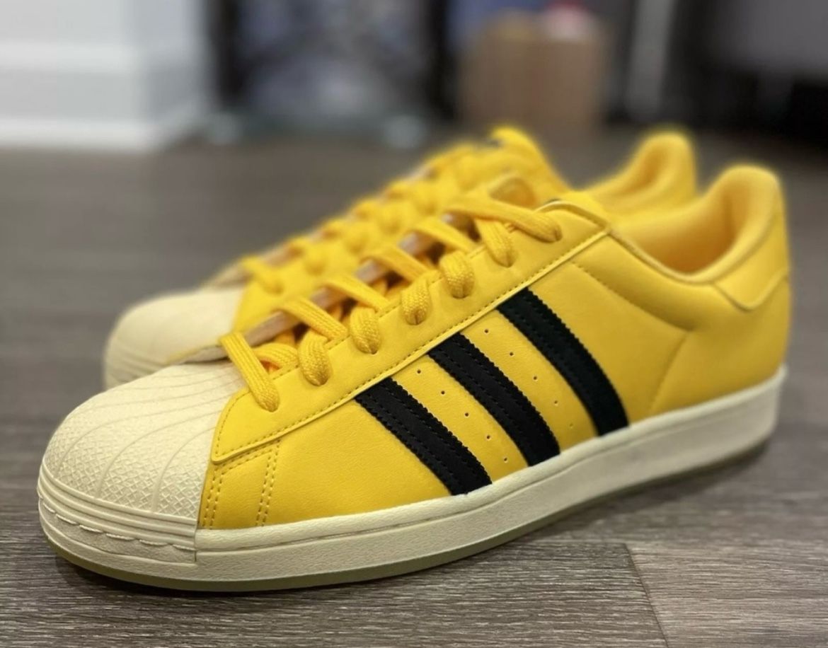 adidas Superstar Bold Gold Men's Size 1/2