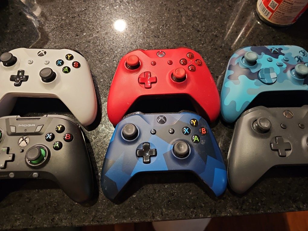 Xbox One Controllers for Sale in Renton, WA OfferUp