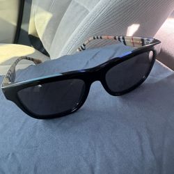 Men’s Burberry Glasses