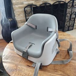 OXO Tot Nest Booster Seat