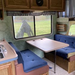 Ford E350 Econoline Motorhome Furniture