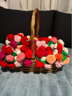 Decorative blanket hand made with flowers