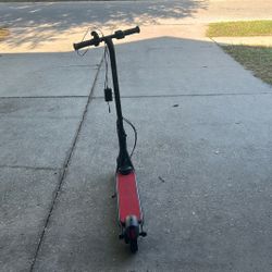 Nine Bot Segway Electric Scooter With Charger (pick Up Only )