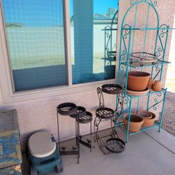 Misc Plant Racks And Pots