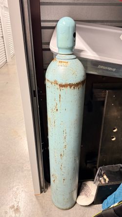 200 cf Helium Gas Cylinder