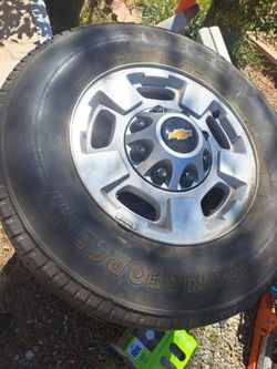 Silverado or Gmc  2500hd  rims