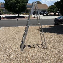 8 Foot Ladder