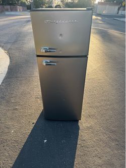 Stainless steel mini refrigerator fridge freezer 7.5 cubic (free local delivery)