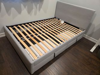IKEA Gladstad fullsize bed frame + two drawers