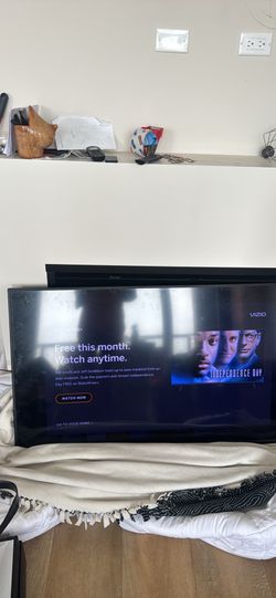 VIZIO SMART TV 50”