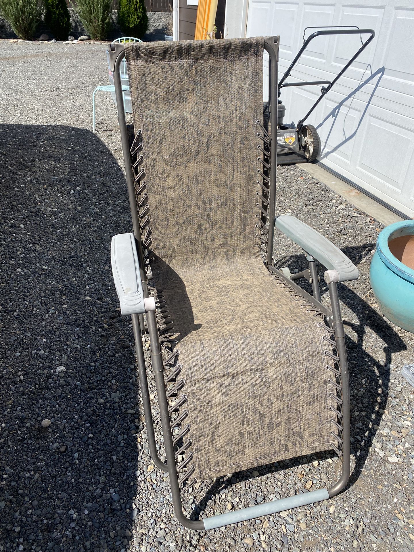 Chaise Lounge Chair