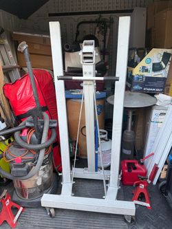 2 ton capacity Duralast Engine Hoist