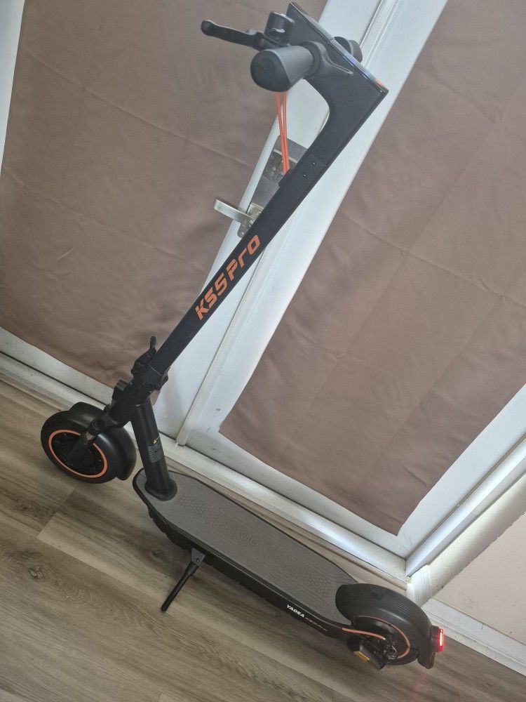 Yadea Kss Pro Electric Scooter