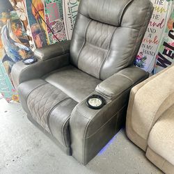 Electric recliner with electric headrests and usb and led lighting