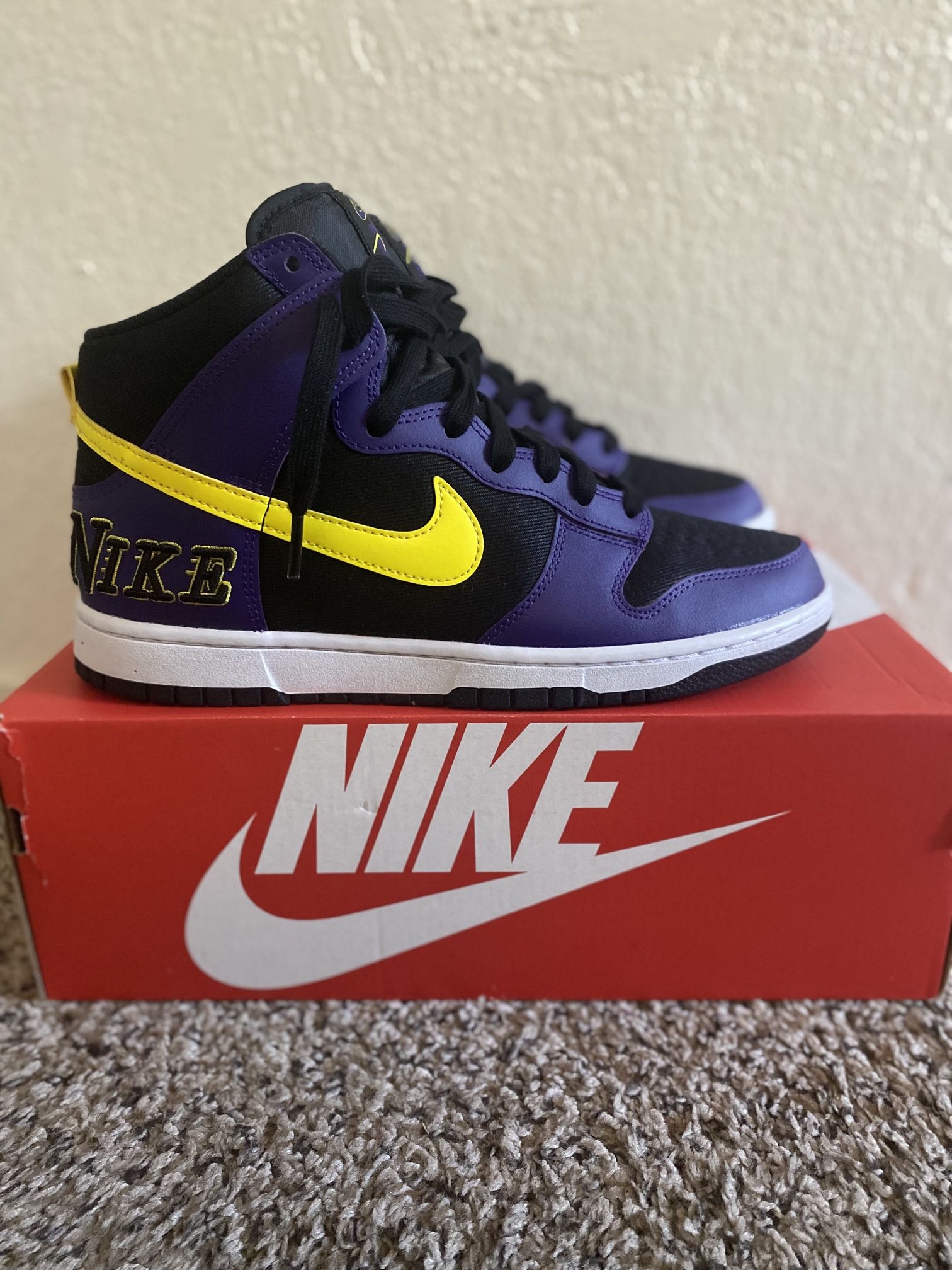 Nike Dunk EMB Lakers