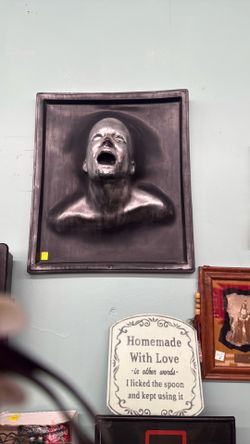 Scream out of wall pic