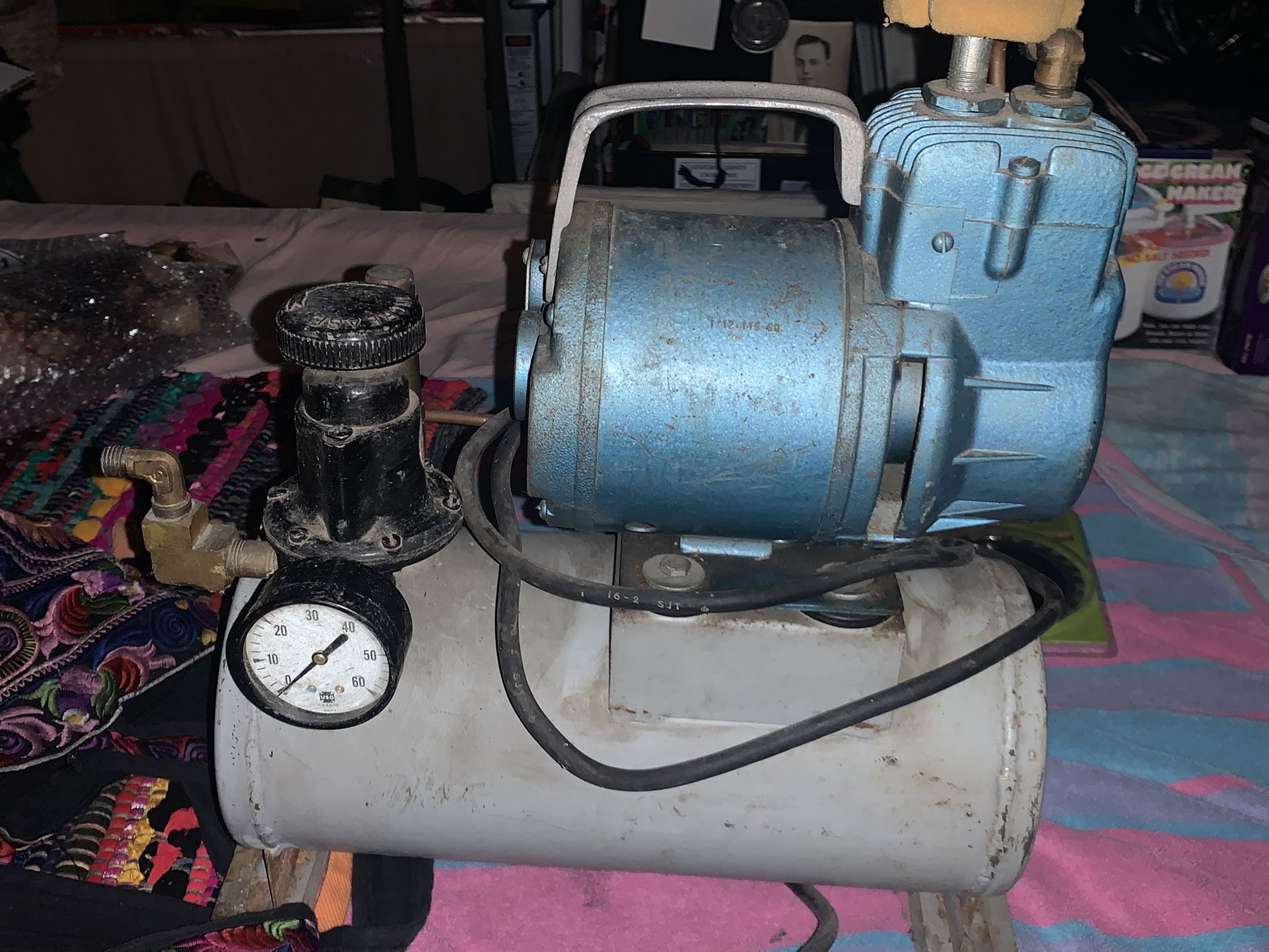 Vintage Bell & Gossett Oli-less Compressor/vacuum Pump