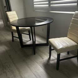 Kitchen Nook Table With 2 Chairs