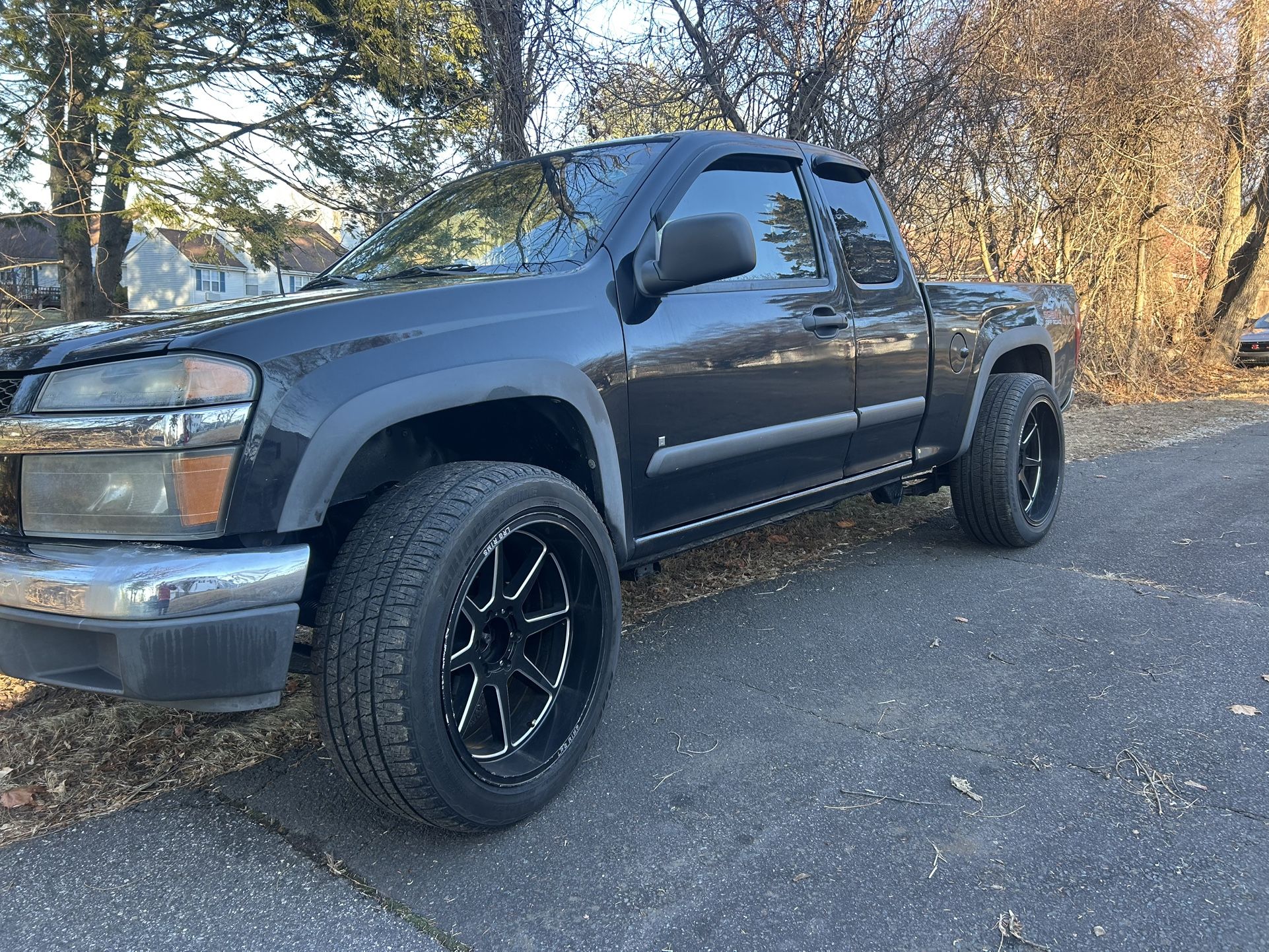 CHEV COLORADO SE - 4x4
