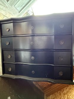 Restoration Hardware 18th C. Italian Baroque Wood 4-Drawer Dresser ($5000 MSRP)
